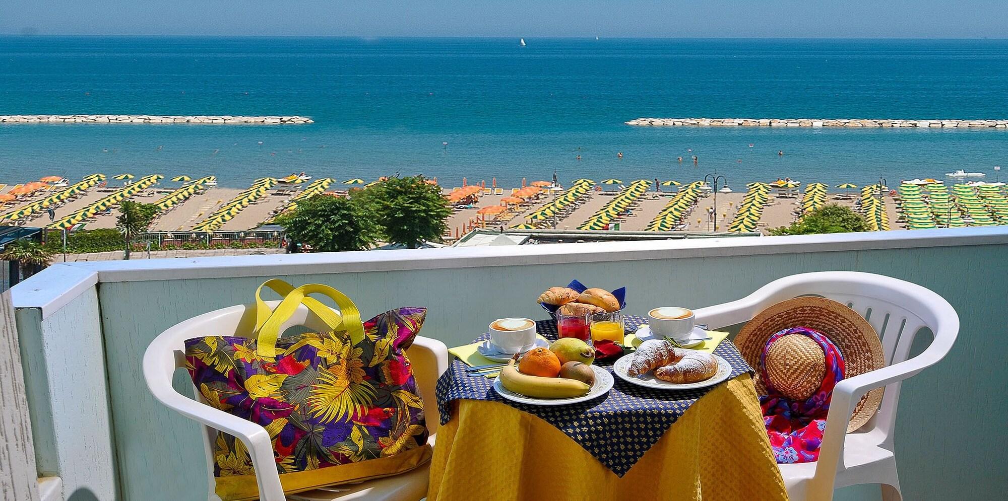 Hotel Losanna Gabicce Mare Exteriér fotografie