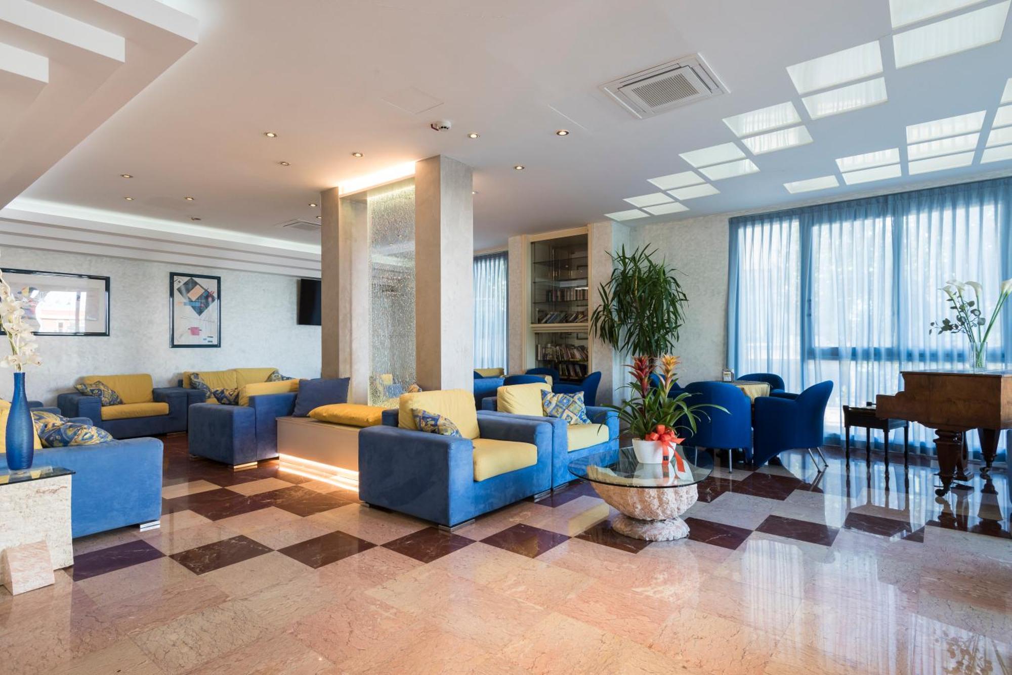 Hotel Losanna Gabicce Mare Exteriér fotografie