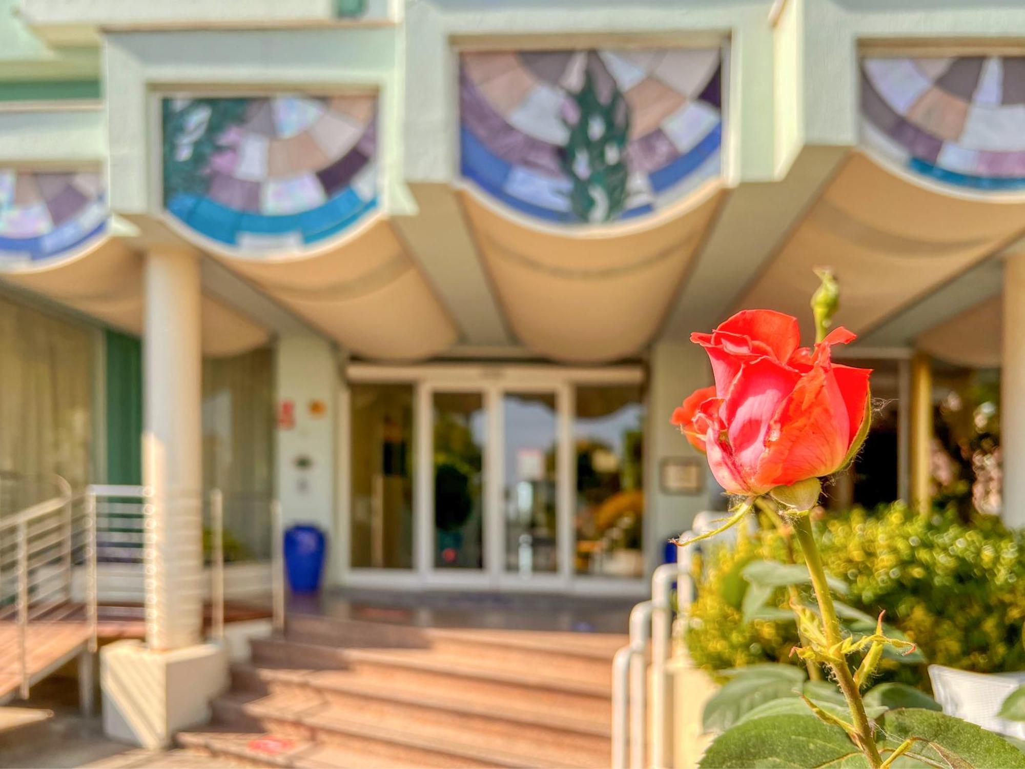 Hotel Losanna Gabicce Mare Exteriér fotografie