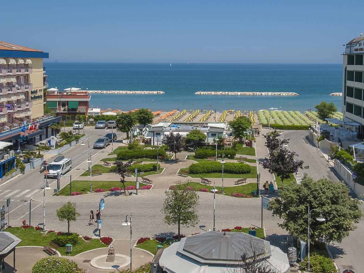 Hotel Losanna Gabicce Mare Exteriér fotografie